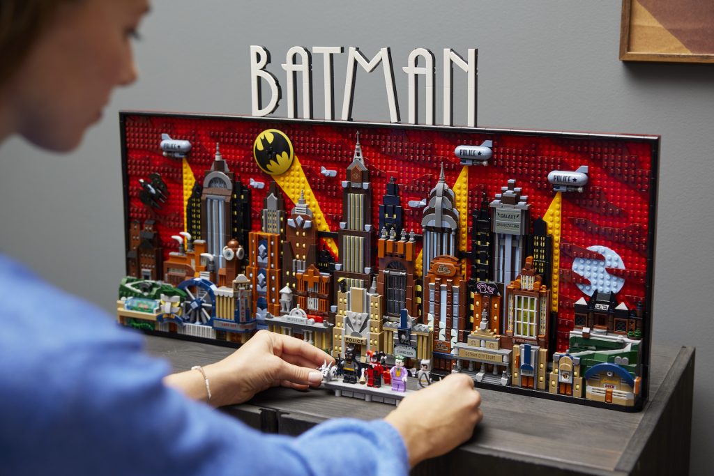 LEGO Batman 76271 Gotham City Skyline 30 1024x683