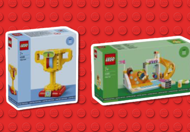 First official images of two upcoming LEGO GWP sets