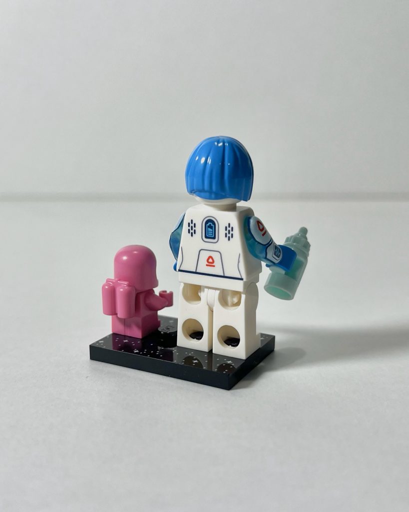 lego 71046 series 26 realademin x robot nurse 2 819x1024
