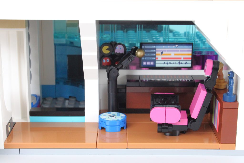 lego friends 42639 andreas modern mansion de friendsing feature 25 1024x683