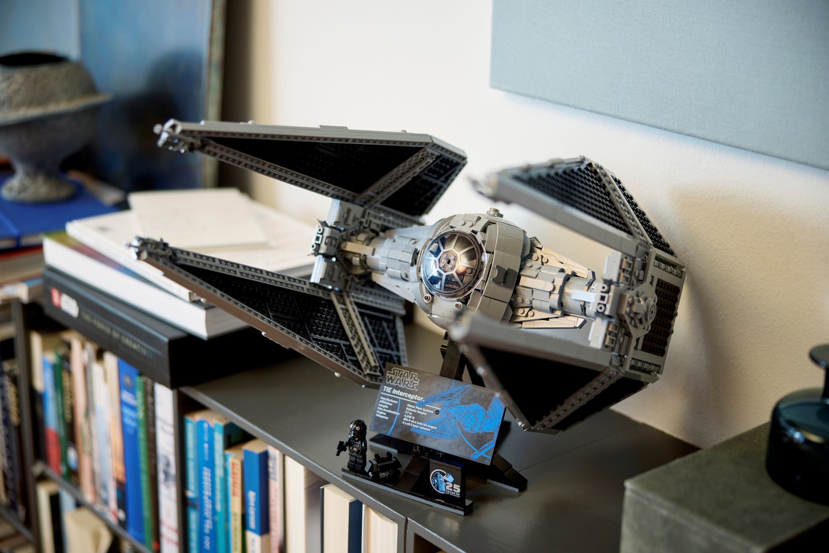 75382-tie-interceptor-1