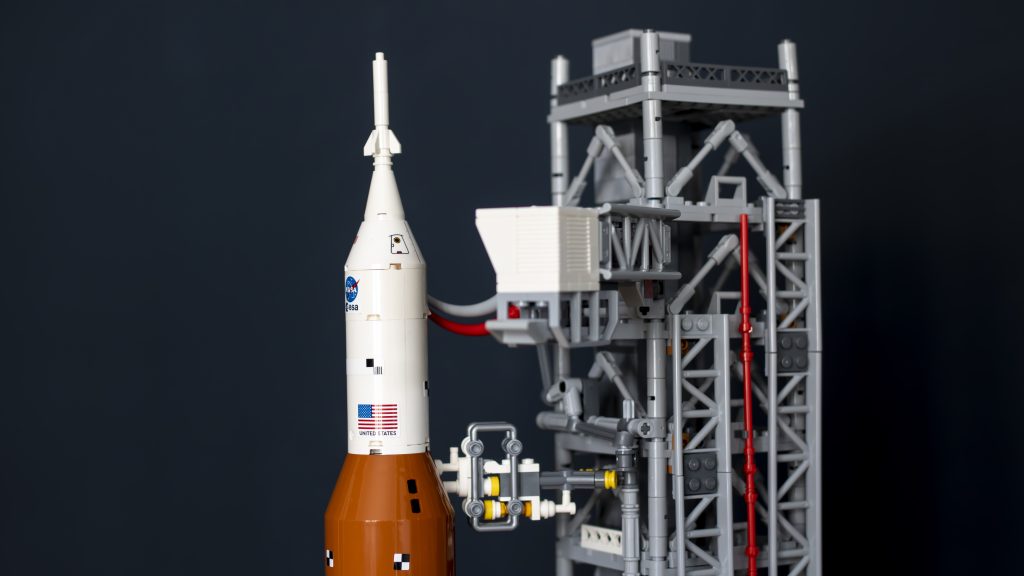 LEGO 10341 NASA Artemis Space Launch System 16 1024x576