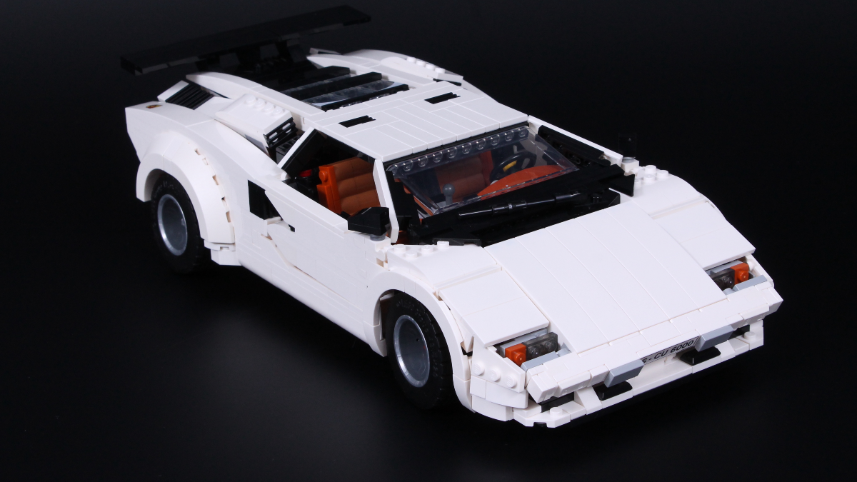 Rumoured LEGO Lamborghini Countach has its work cut out