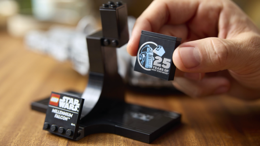 LEGO Star Wars 25th anniversary brick 1024x576