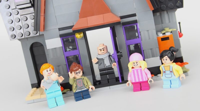 LEGO Despicable Me 4 75583 Minions and Gru’s Family Mansion review