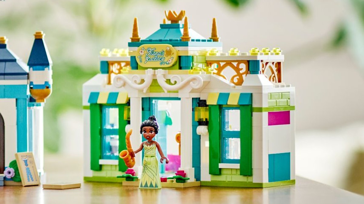 lego disney 43246 tianas palace featured