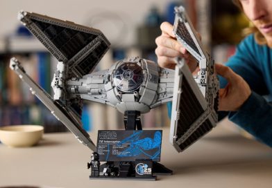 LEGO Star Wars UCS TIE Interceptors have one important detail in common