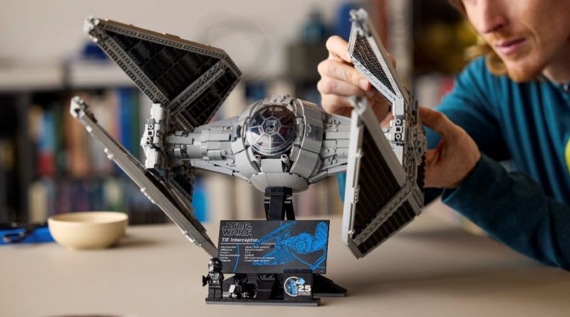 LEGO Star Wars UCS TIE Interceptors have one important detail in common