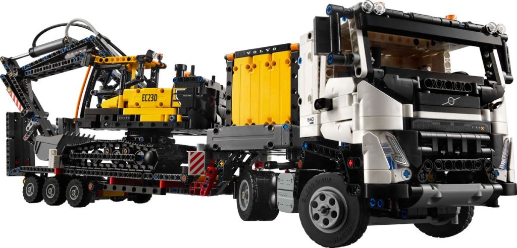 42175 LEGO Volvo FMX LKW mit EC230 Electric Raupenbagger 1 1024x492
