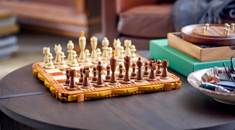 LEGO 40719 Traditional Chess Set revealed