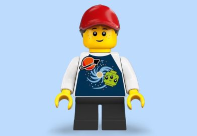 LEGO Minifigure Factory embraces space with new update