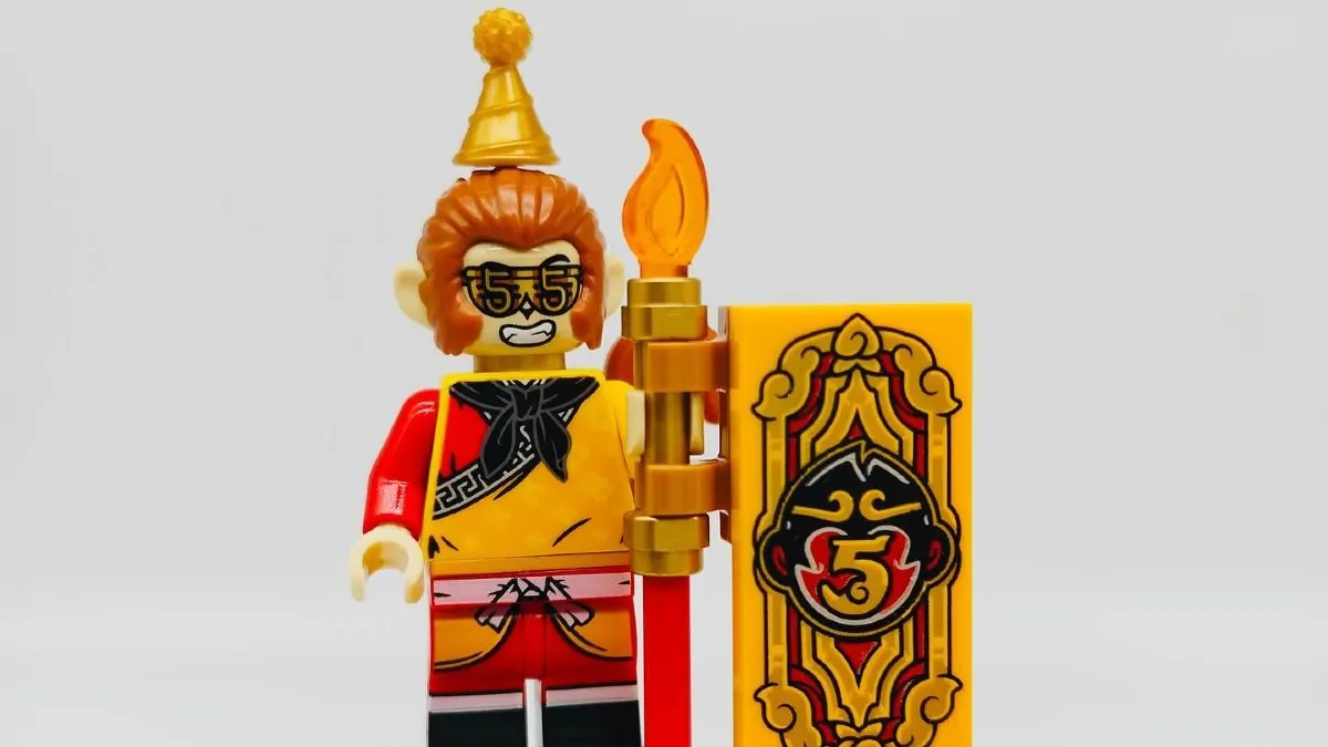 Lego Monkie Kid Season 5 English LEGO Monkie Kid 5-yillik sovg'a-sotib bilan-ochilgan