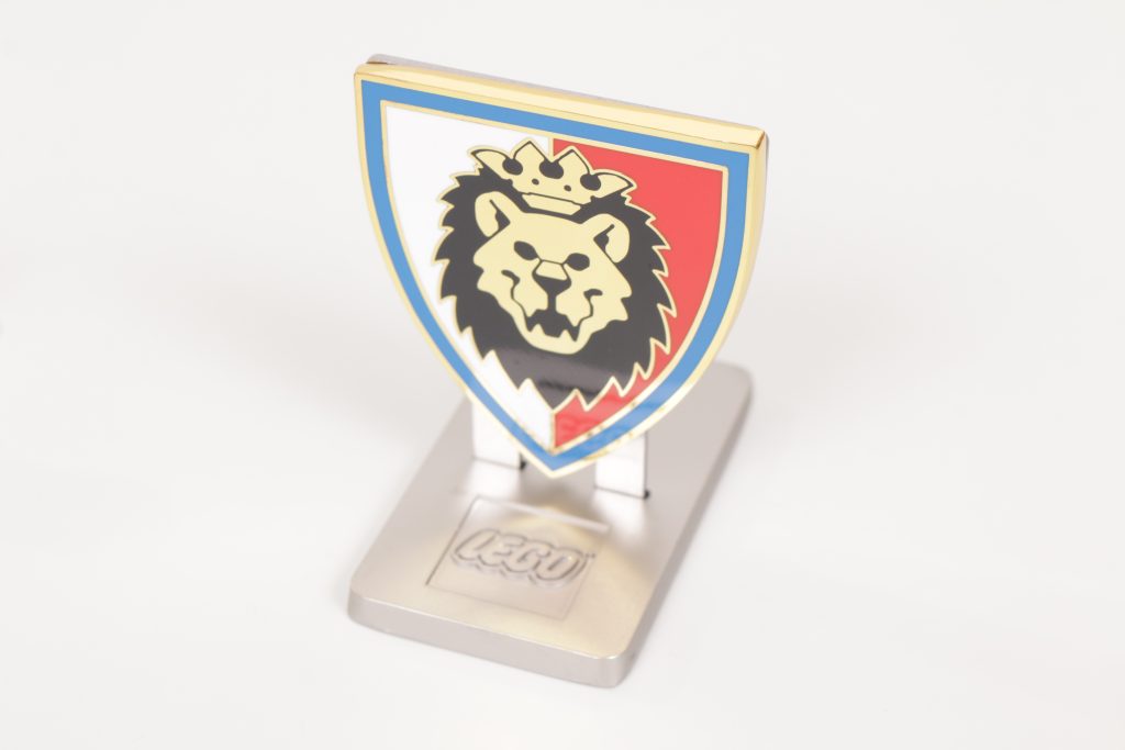 Duck Space and Knight themed magnets &ndash; reviewing some LEGO Insiders rewards 11 1024x683