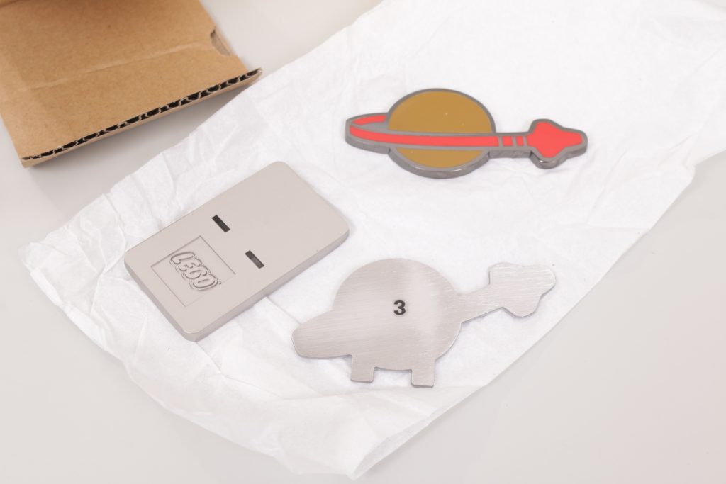 Duck Space and Knight themed magnets &ndash; reviewing some LEGO Insiders rewards 4 1024x683