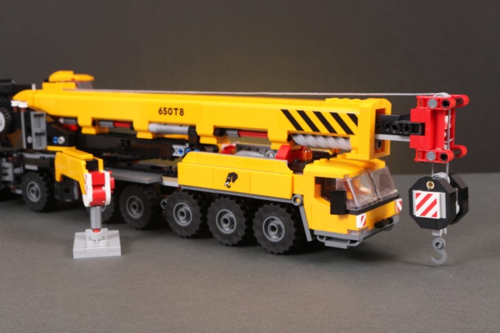 LEGO City 60409 Yellow Mobile Construction Crane review 17 1024x683