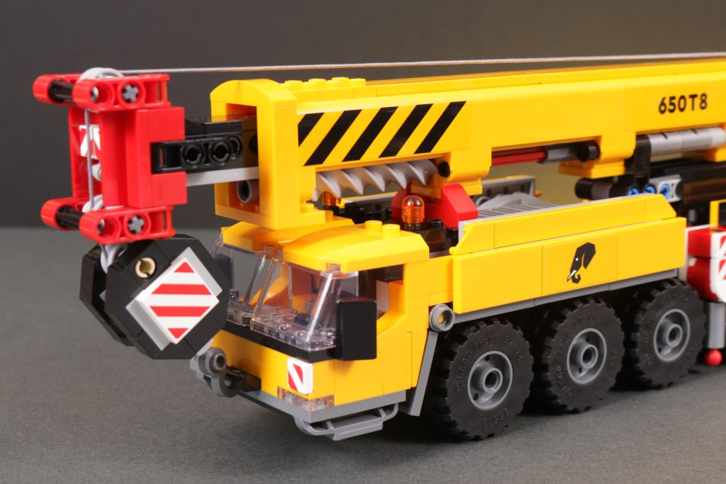 LEGO City 60409 Yellow Mobile Construction Crane review 24 1024x683