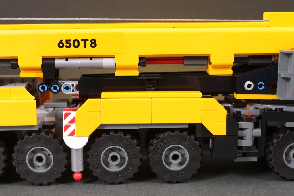 LEGO City 60409 Yellow Mobile Construction Crane review 25 1024x683