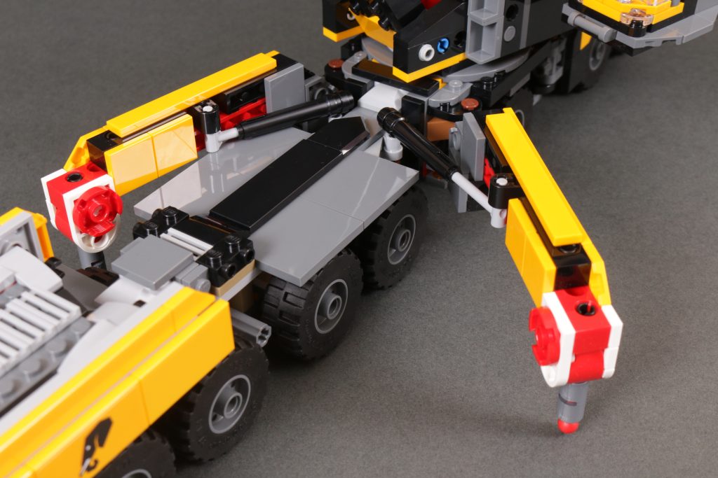 LEGO City 60409 Yellow Mobile Construction Crane review 30 1024x683