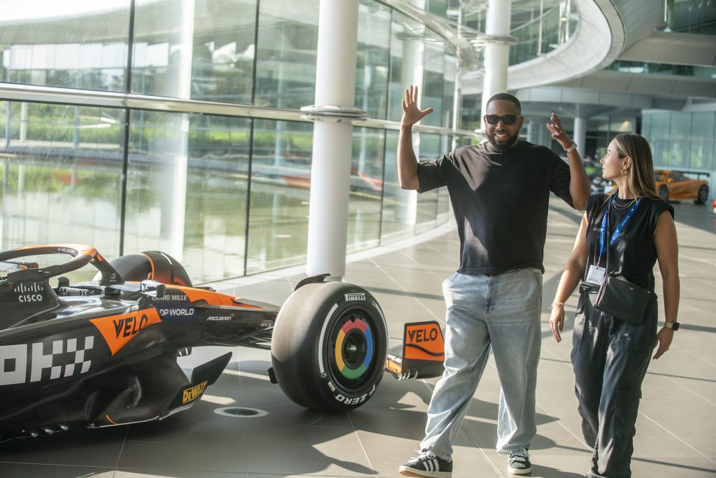LEGO Technic 42172 McLaren P1 event 5 1024x683
