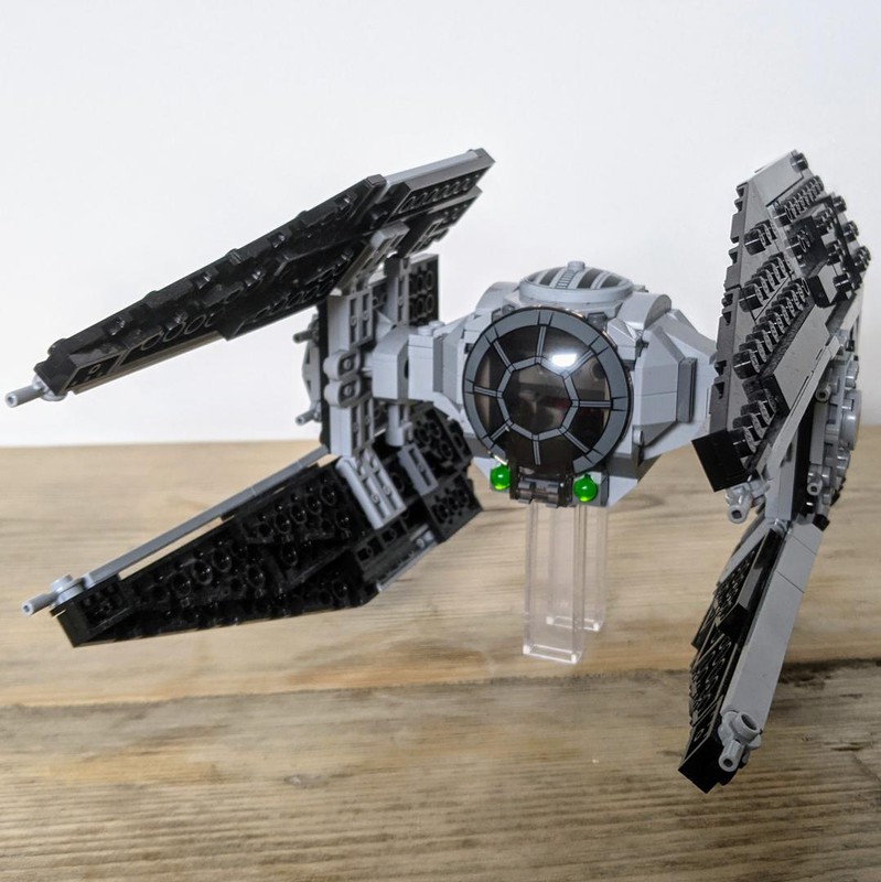 Rebrickable TIE Interceptor