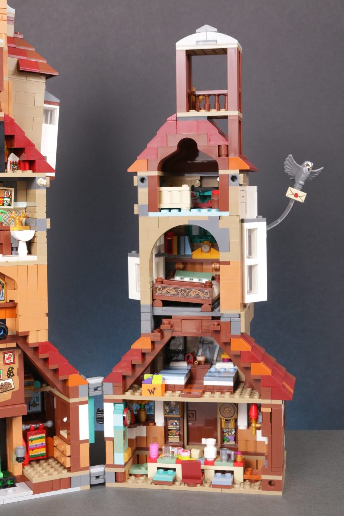 LEGO Harry Potter 76437 The Burrow Collectors Edition review 27 683x1024