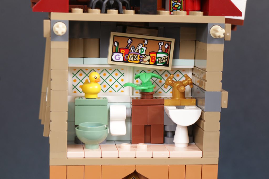 LEGO Harry Potter 76437 The Burrow Collectors Edition review 35 1024x683
