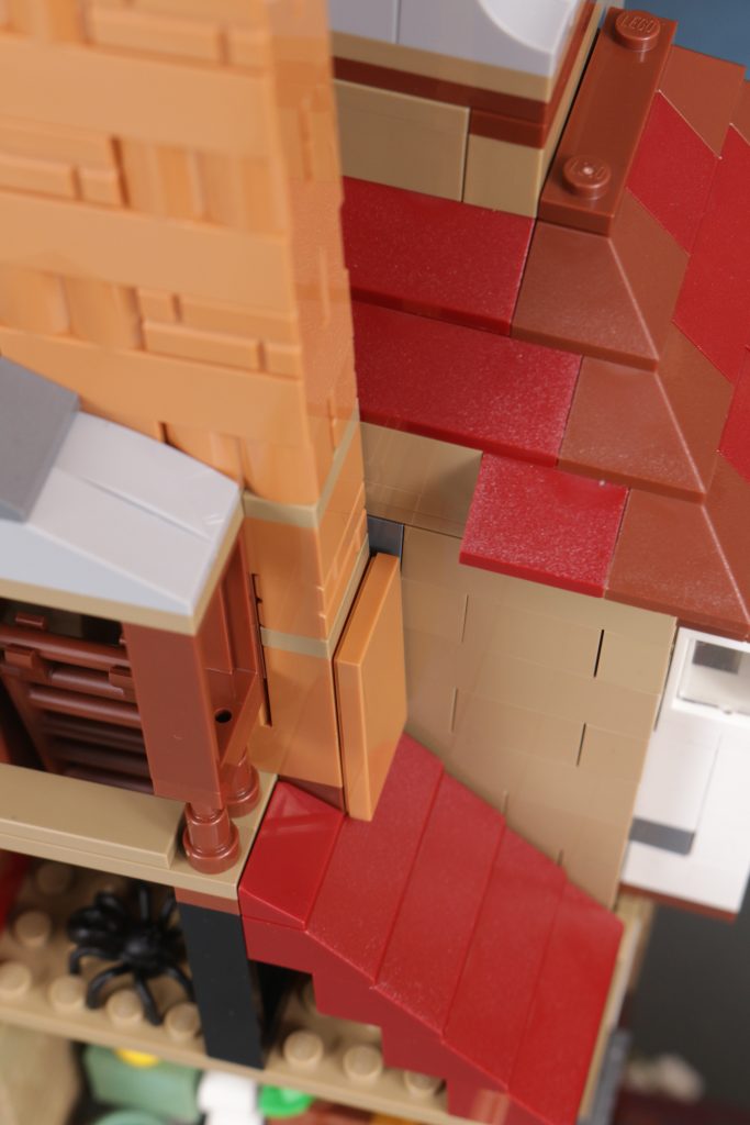 LEGO Harry Potter 76437 The Burrow Collectors Edition review 39 683x1024