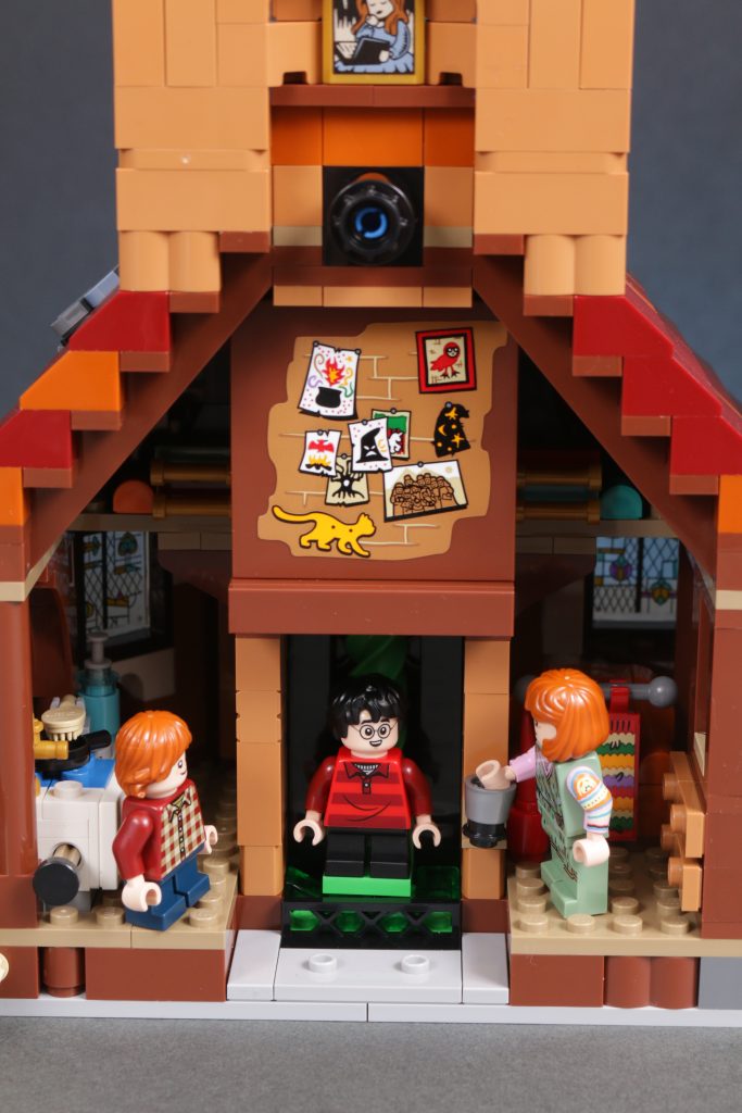 LEGO Harry Potter 76437 The Burrow Collectors Edition review 40 683x1024