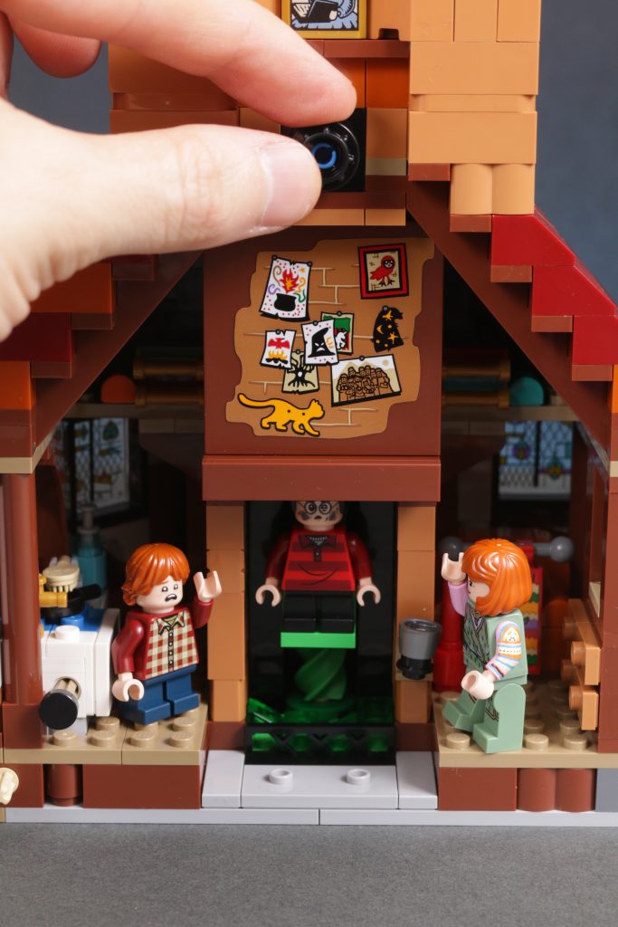 LEGO Harry Potter 76437 The Burrow Collectors Edition review 43 683x1024
