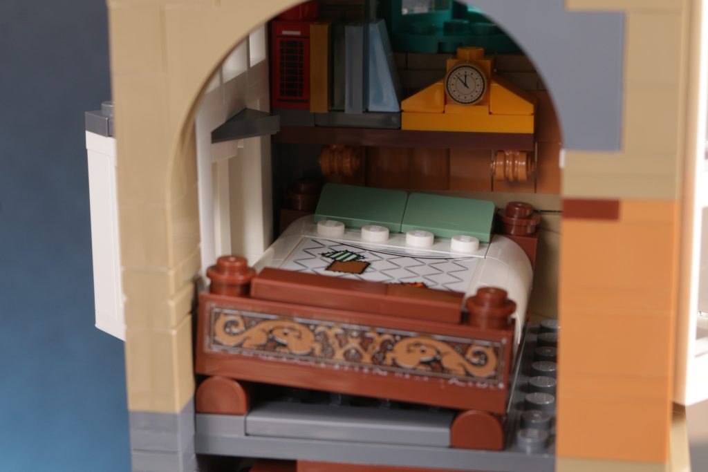 LEGO Harry Potter 76437 The Burrow Collectors Edition review 47 1024x683