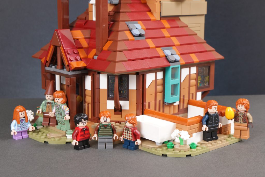 LEGO Harry Potter 76437 The Burrow Collectors Edition review 5 1024x683