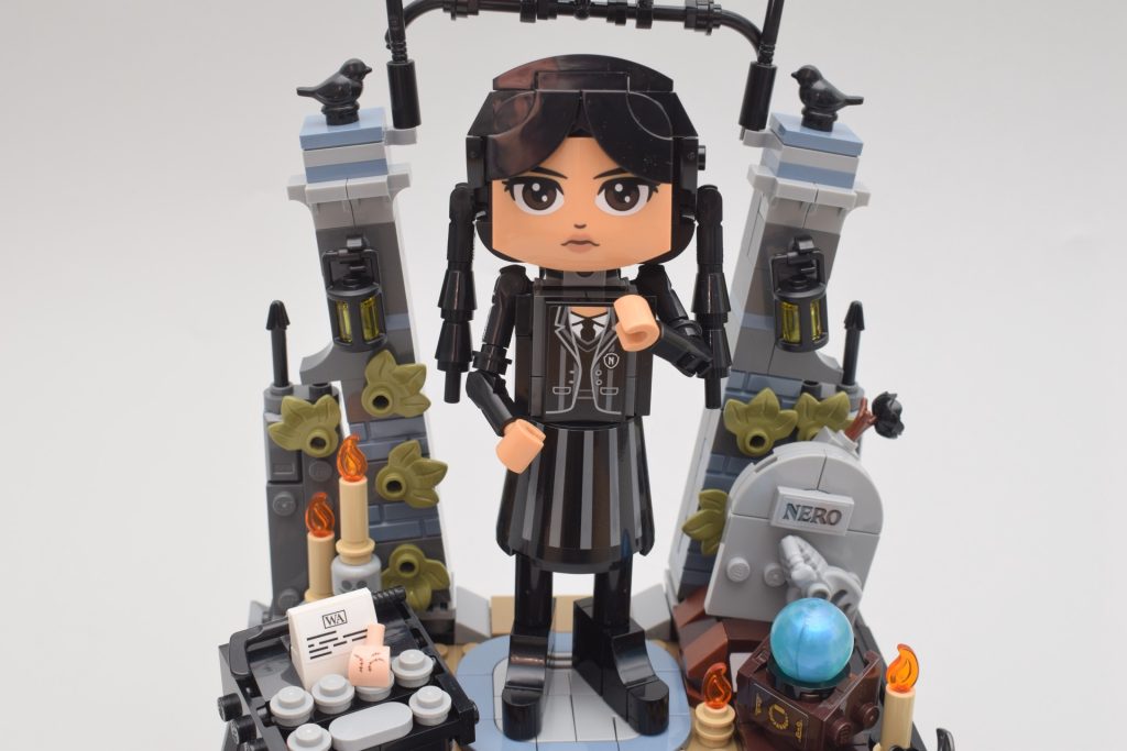 LEGO Wednesday 76780 Wednesday Addams Figure review 13 1024x683