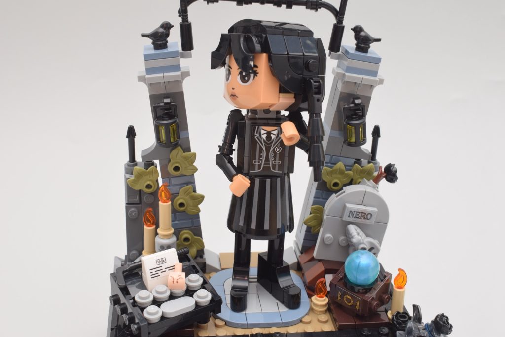 LEGO Wednesday 76780 Wednesday Addams Figure review 14 1024x683
