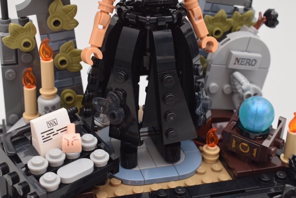 LEGO Wednesday 76780 Wednesday Addams Figure review 18 1024x683