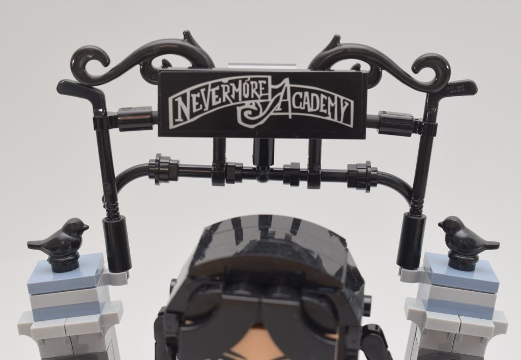 LEGO Wednesday 76780 Wednesday Addams Figure review 5 1024x707