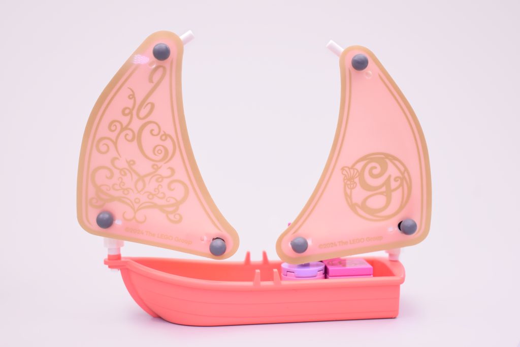 LEGO Wicked 75681 Glinda Elphaba Nessarose at Shiz University 05 1 1024x683