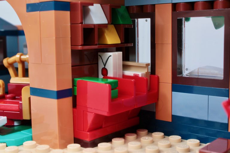 Avis sur LEGO Winter Village 10339 Le bureau de poste du Père Noël