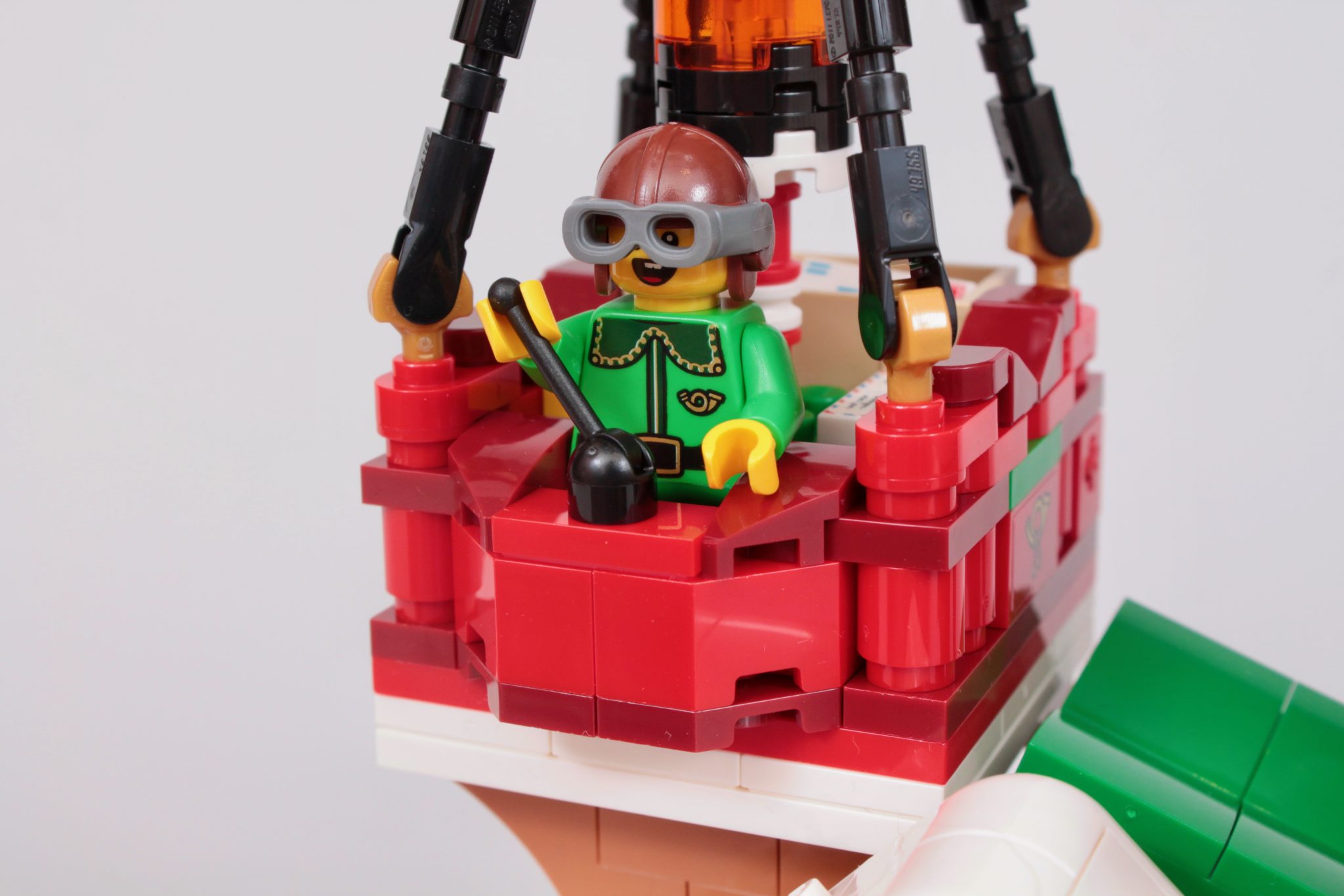 Avis sur LEGO Winter Village 10339 Le bureau de poste du Père Noël