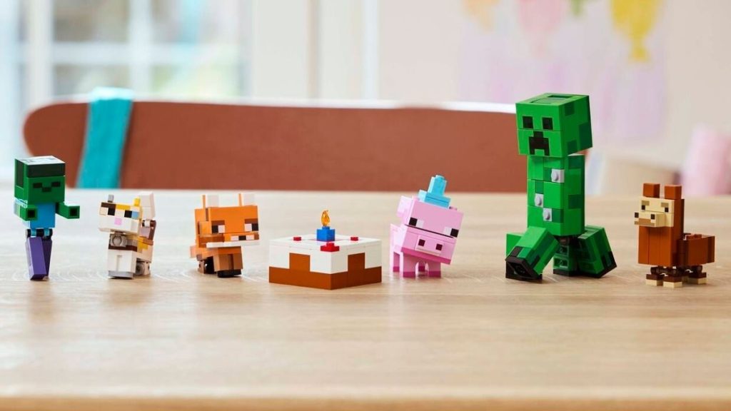 LEGO minecraft 21281 baby pigs birthday party lifestyle featured 1024x576