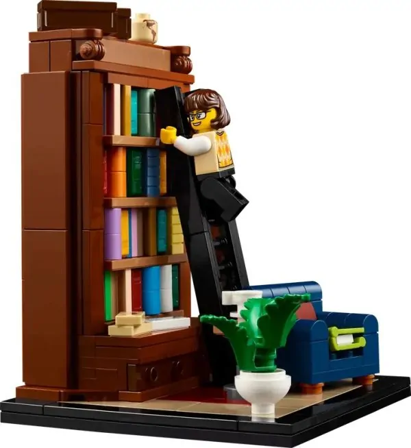 LEGO Ideas 40698 Books Are My Passion GWP officially revealed