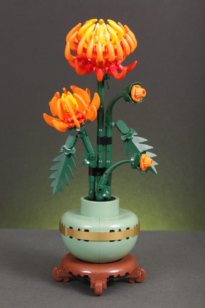 LEGO Botanical Collection 10368 Chrysanthemum and 10369 Plum Blossom review 7 683x1024