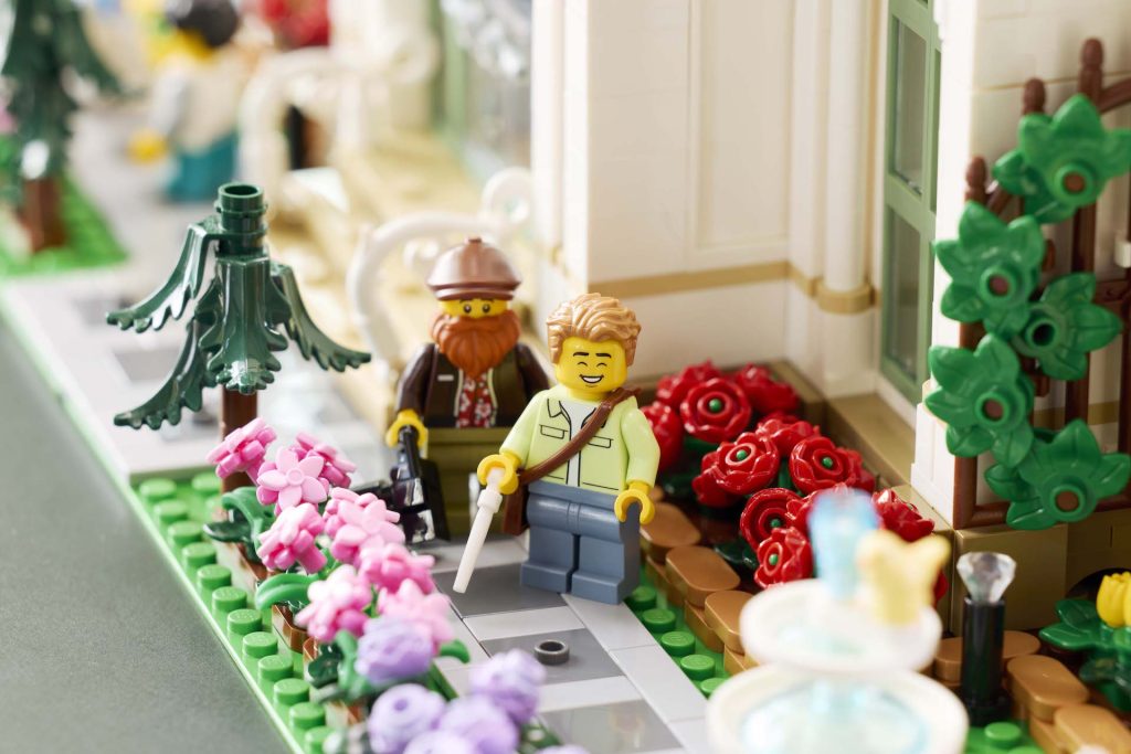 LEGO Ideas 21353 The Botanical Garden 10 1024x683