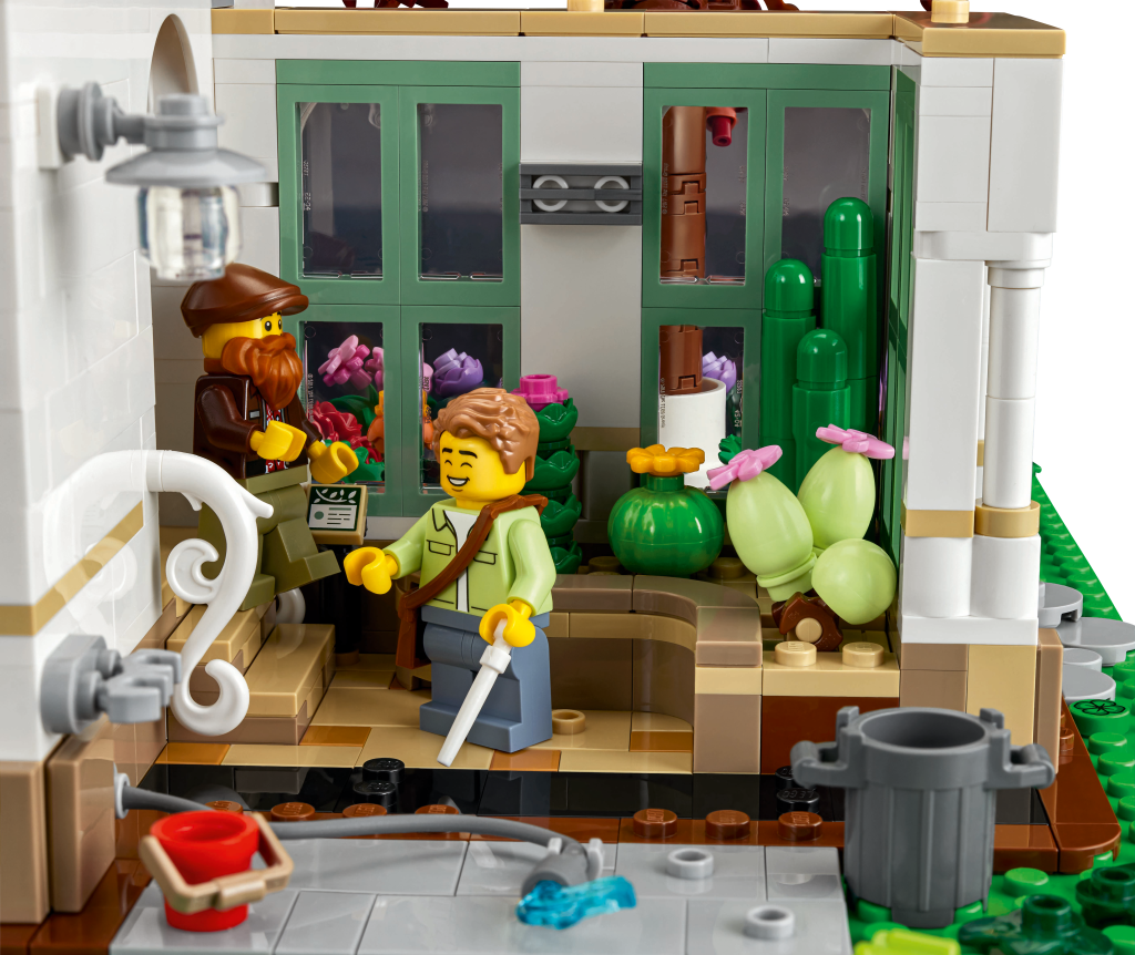 LEGO Ideas 21353 The Botanical Garden 1024x862