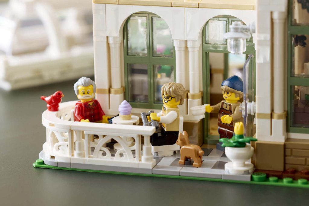 LEGO Ideas 21353 The Botanical Garden 11 1024x683