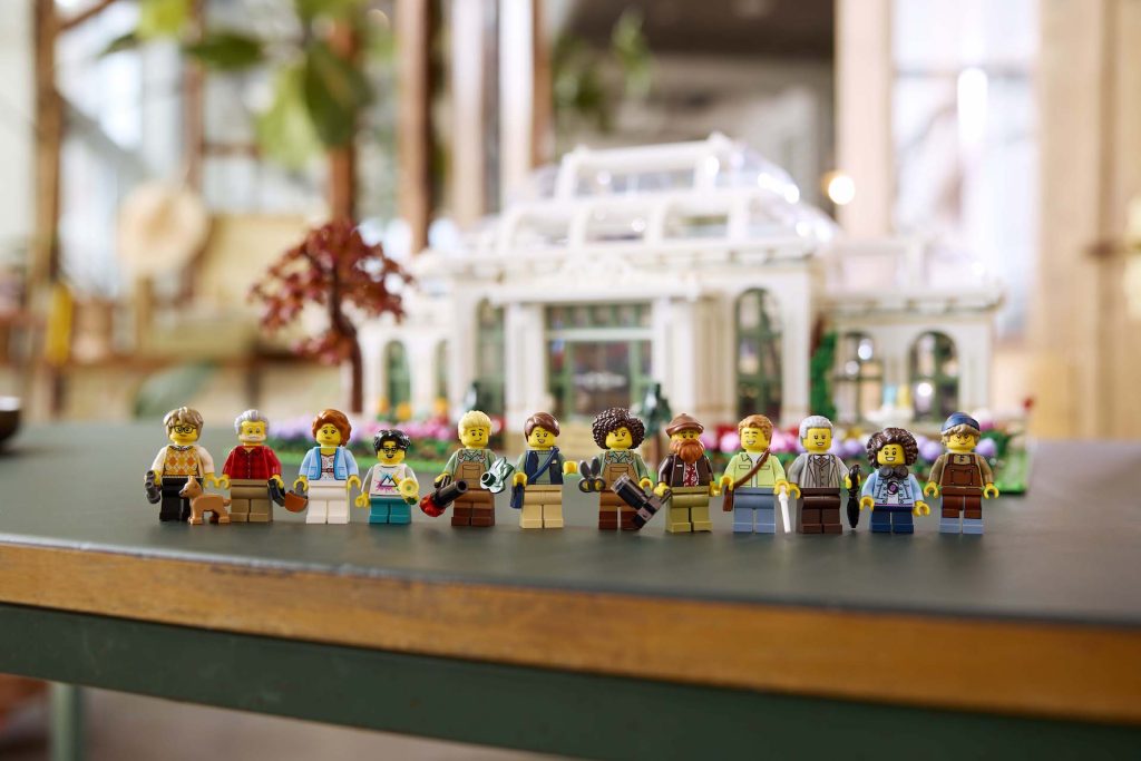 LEGO Ideas 21353 The Botanical Garden 15 1024x683