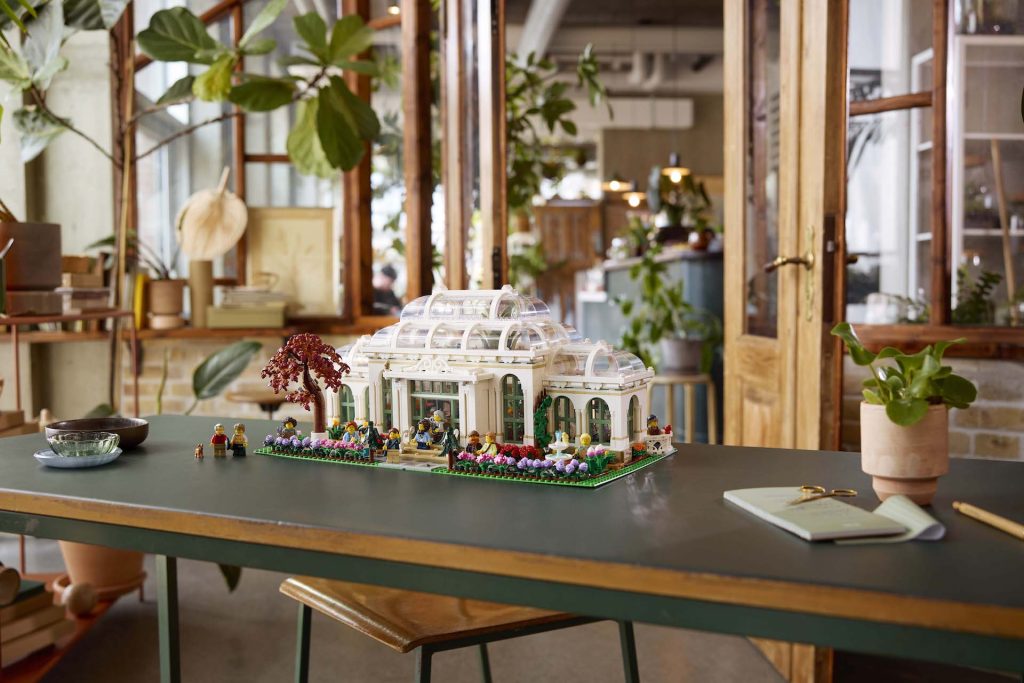 LEGO Ideas 21353 The Botanical Garden 19 1024x683