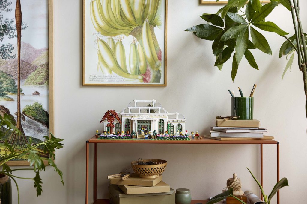 LEGO Ideas 21353 The Botanical Garden 21 1024x683