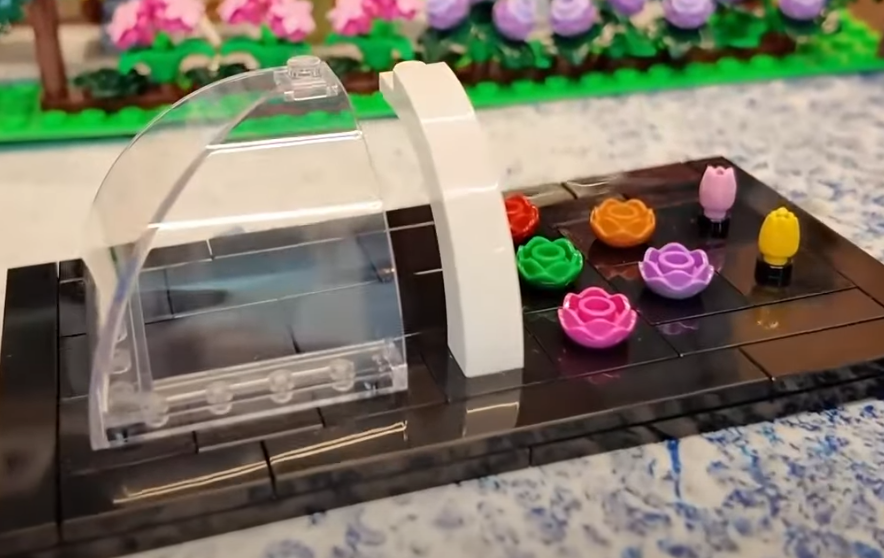 LEGO Ideas 21353 the botanical garden bricksie new pieces recolours 2