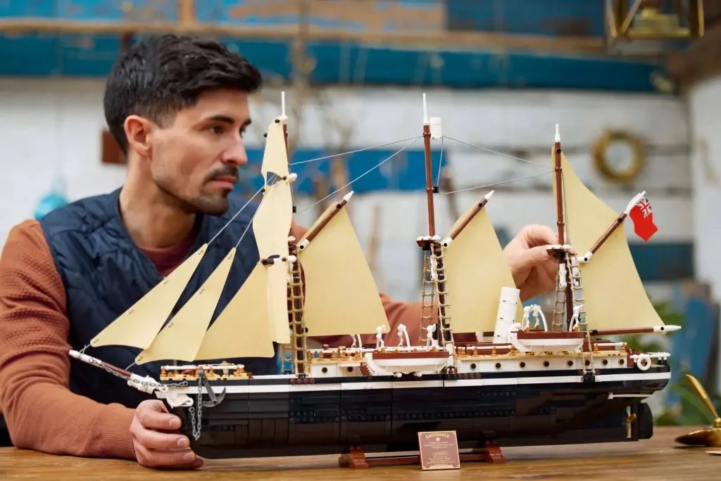 All you need to know before buying LEGO 10335 The Endurance