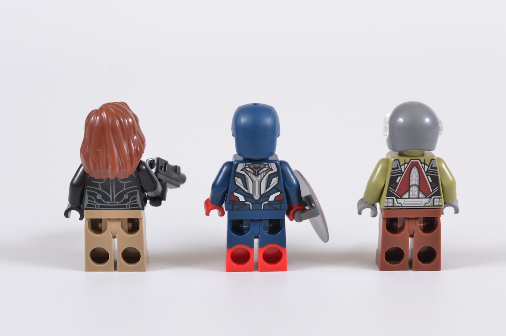 T✨️ Amazon.com: LEGO Marvel Captain America vs. Red Hulk Battle